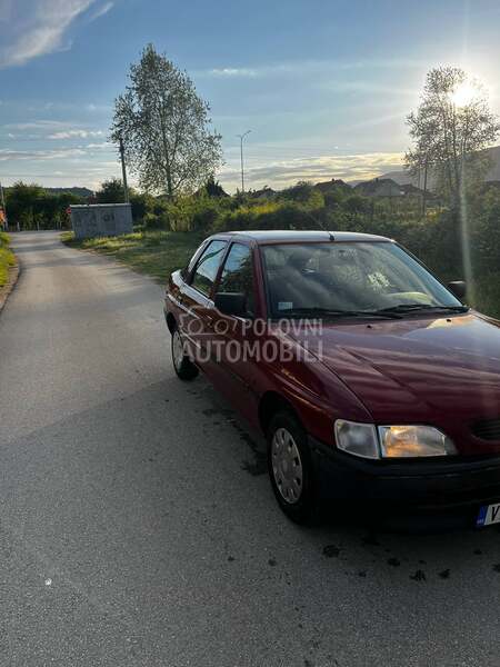 Ford Escort 