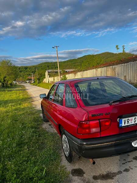 Ford Escort 