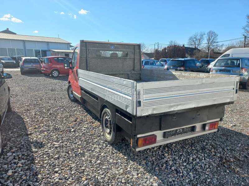 Opel Vivaro 2000
