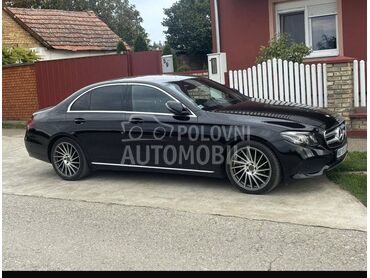 Mercedes Benz E 220 D 9G-TRONIC