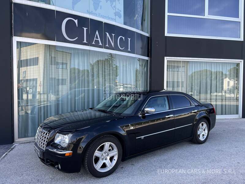 Chrysler 300C 