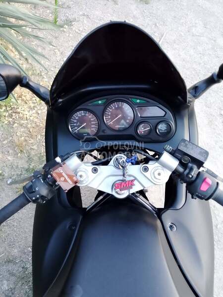 Suzuki gsxf