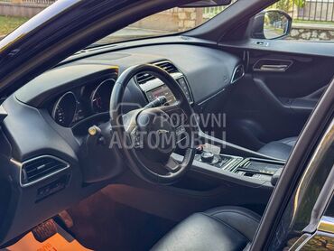 Jaguar F pace 2.0D Limited edition