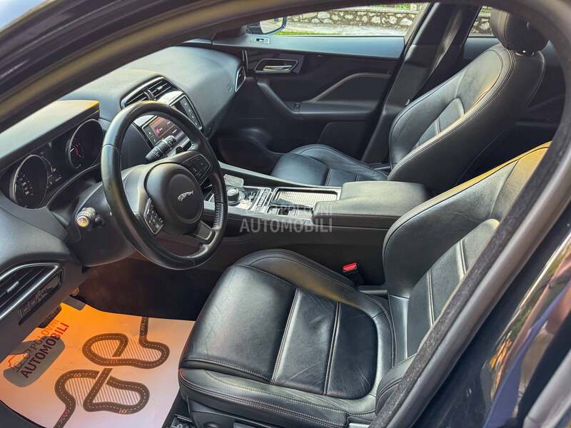Jaguar F pace 