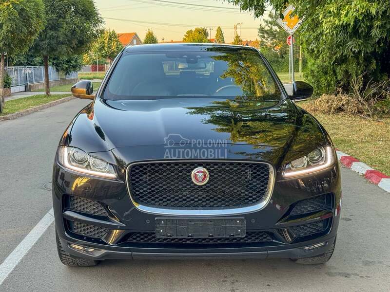 Jaguar F pace 