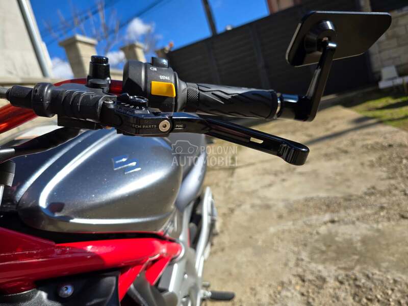 Suzuki SFV650 gladius Gladius A2