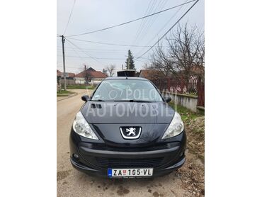 Peugeot 206 plus 1.4 8v