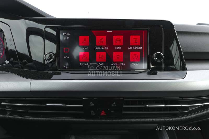 Volkswagen Golf 8 2.0 TDI DSG Life