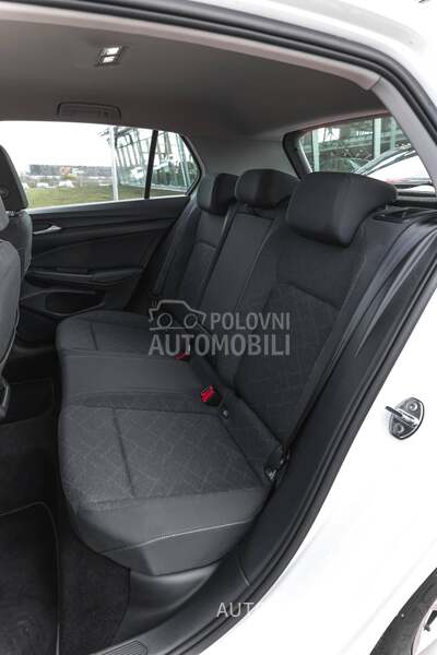 Volkswagen Golf 8 2.0 TDI DSG Life