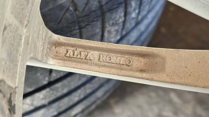 Aluminijumske felne Multispoke 17" 5 x 98