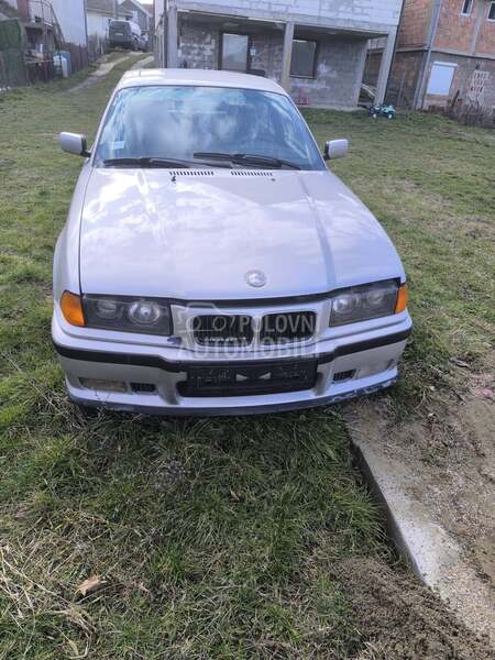 BMW 320 E36 kupe