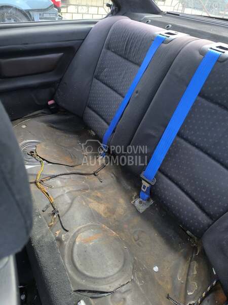 BMW 320 E36 kupe