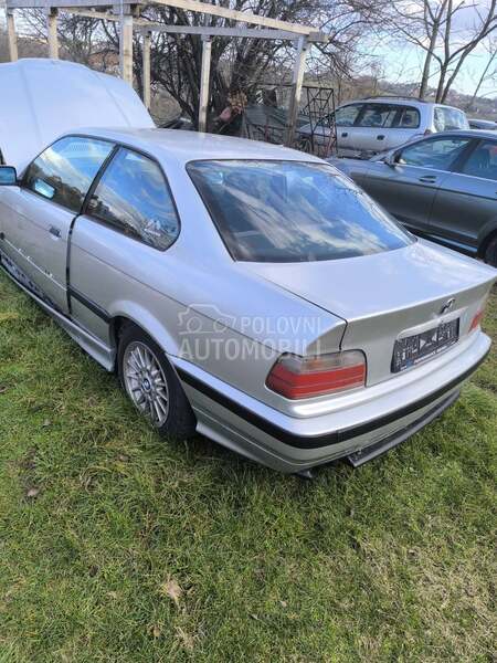 BMW 320 E36 kupe