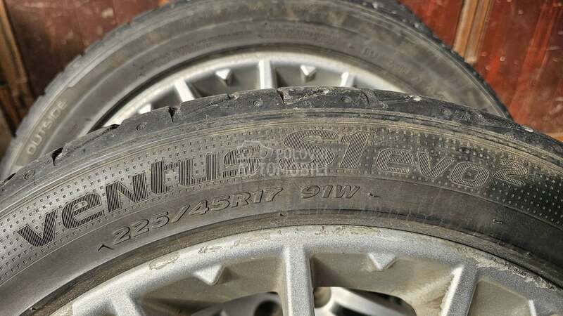Hankook 225/45 R17 Letnja