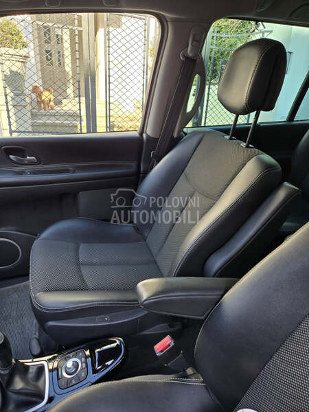 Renault Espace 2.0 dCi