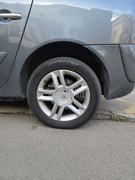 Renault Espace 2.0 dCi