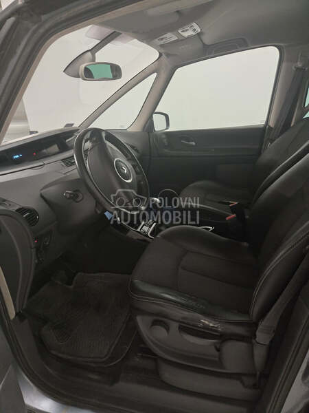 Renault Espace 2.0 dCi