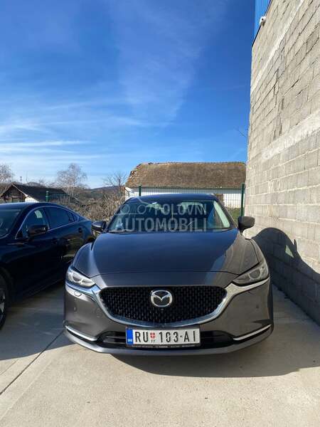 Mazda 6 