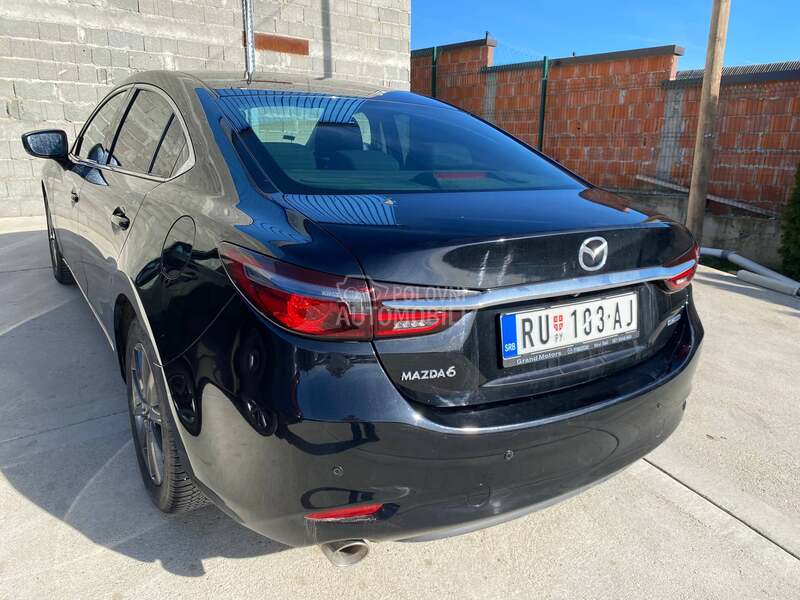 Mazda 6 