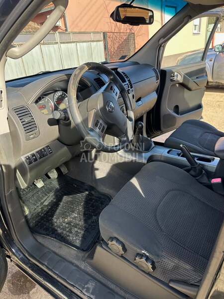 Nissan Pathfinder 