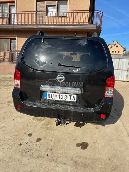 Nissan Pathfinder 