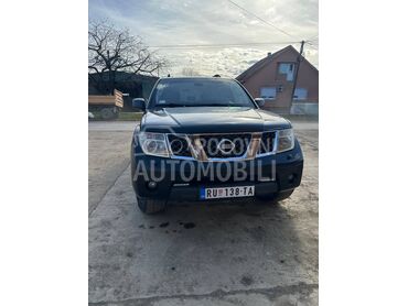 Nissan Pathfinder 