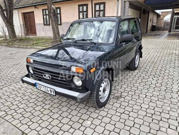Lada Niva 1.7