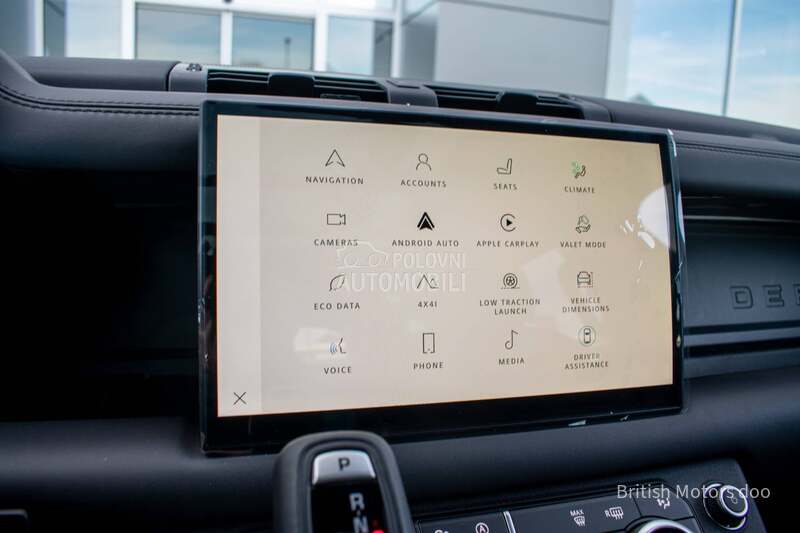 Land Rover Defender D250 SE