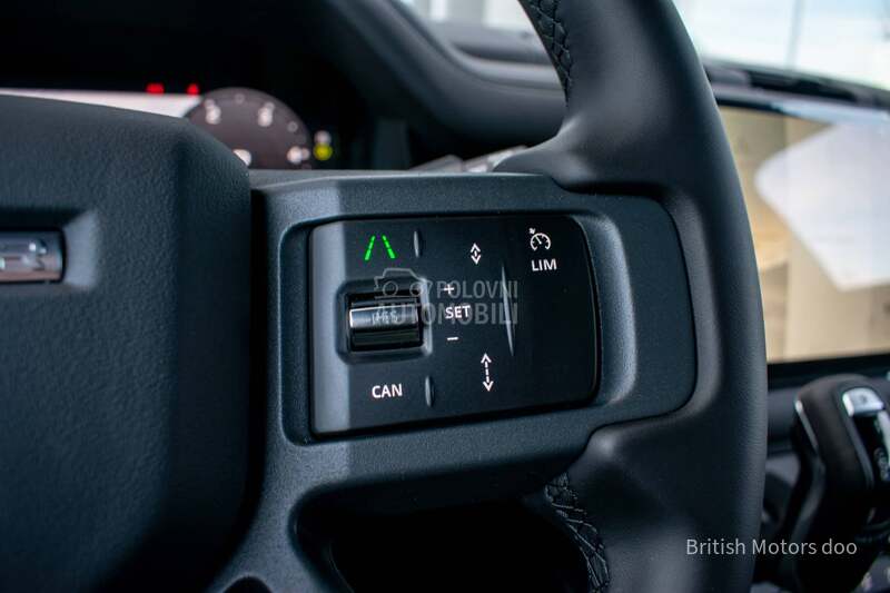 Land Rover Defender D250 SE