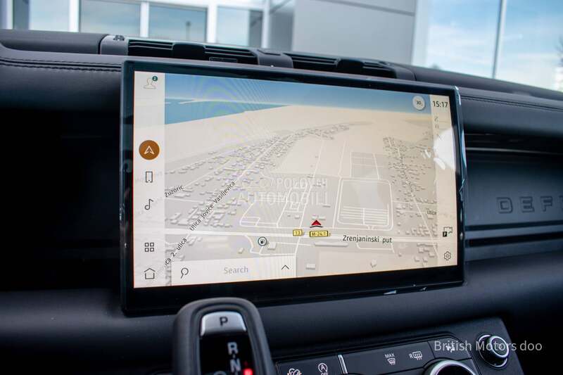 Land Rover Defender D250 SE