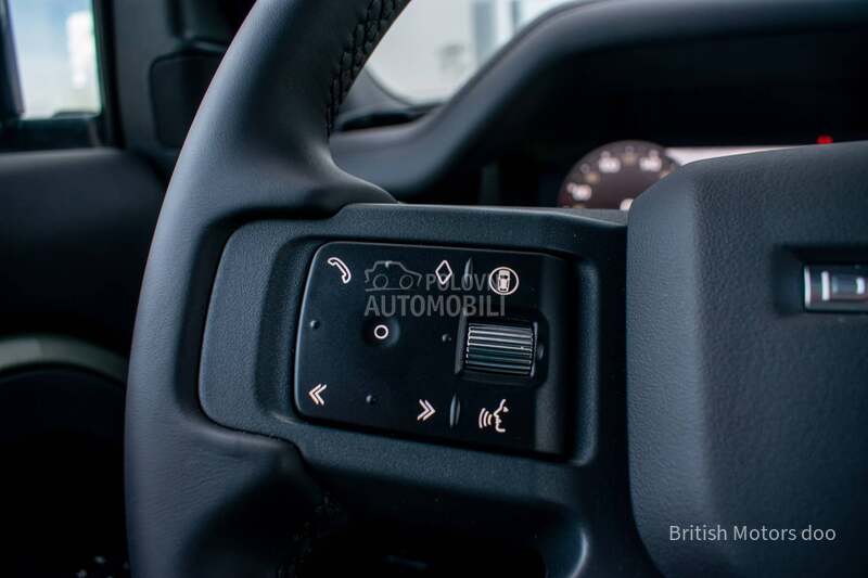 Land Rover Defender D250 SE