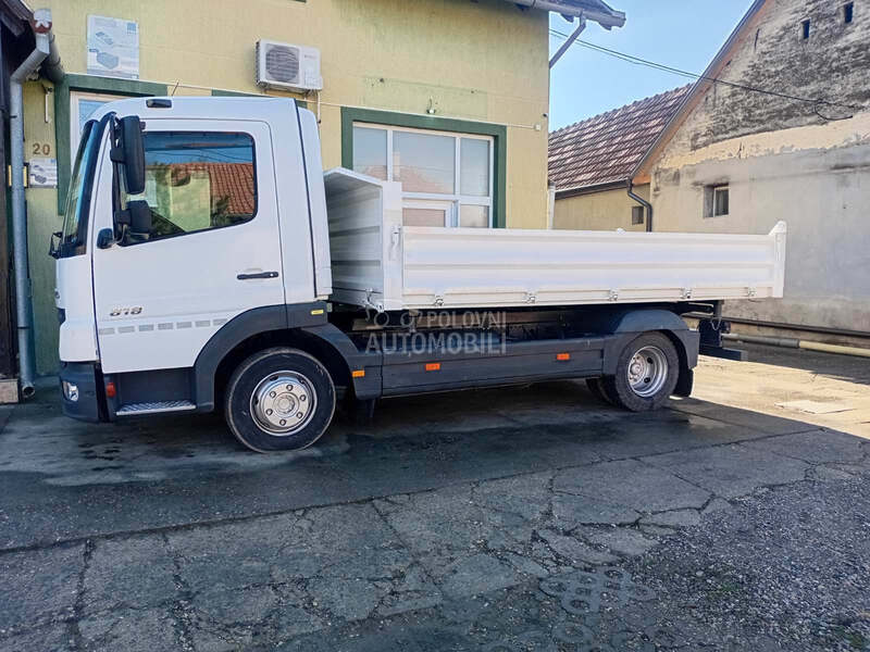 Mercedes Benz Atego 818