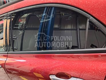 Fabricki zatamljena stakla za Fiat 500X