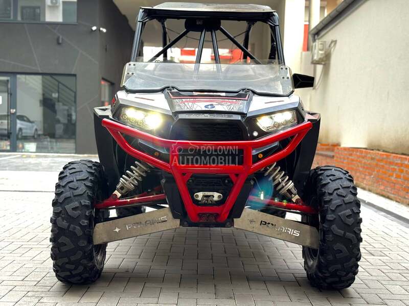 Polaris RZR 1000 XP