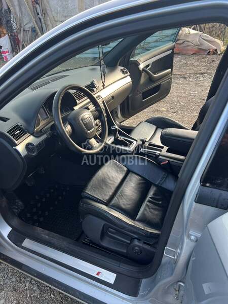 Audi A4 za motor