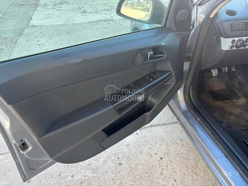 Opel Astra H 1.6 Ben