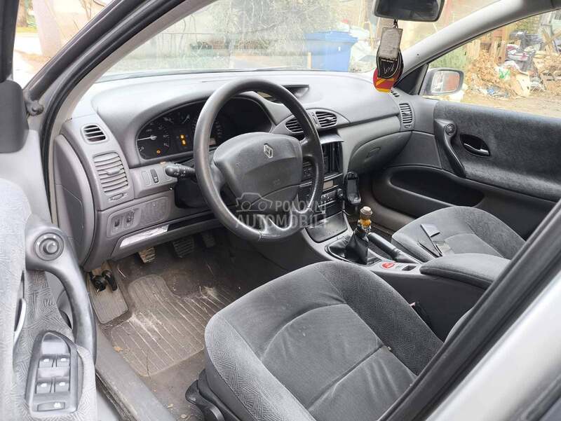 Renault Laguna 