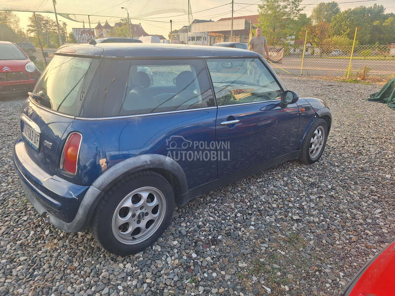 MINI One 