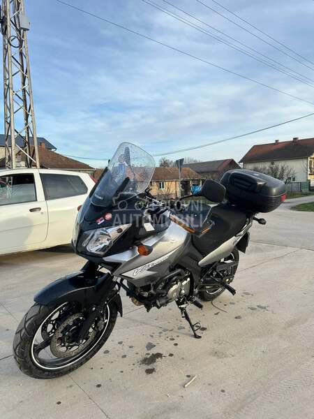 Suzuki V Strom