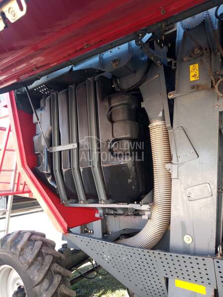 Massey Ferguson 7256