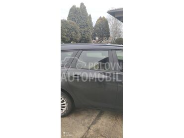 zadnja vrata karavan z20r za Opel Astra J