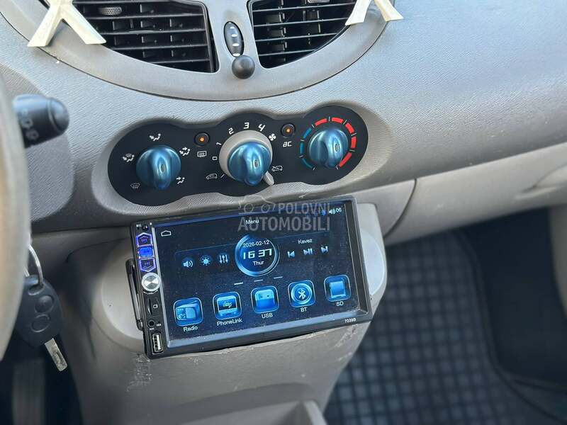 Renault Twingo 