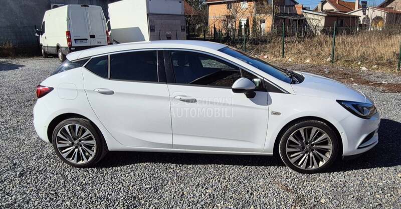 Opel Astra K Premium plus