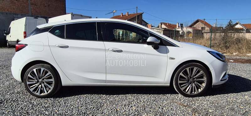 Opel Astra K Premium plus