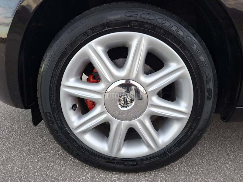 Lancia Ypsilon 1.2b 8v