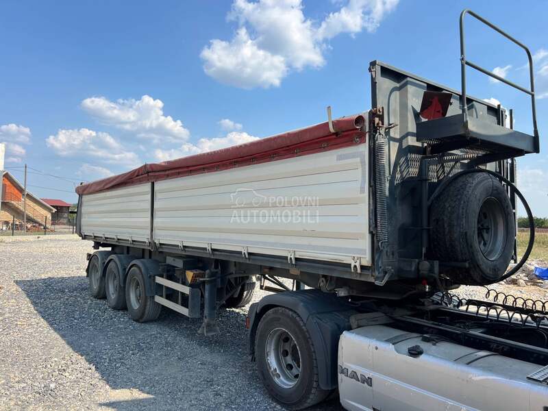 Schwarzmuller Paletni kiper