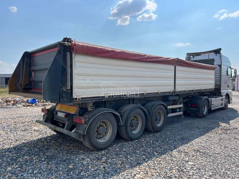 Schwarzmuller Paletni kiper