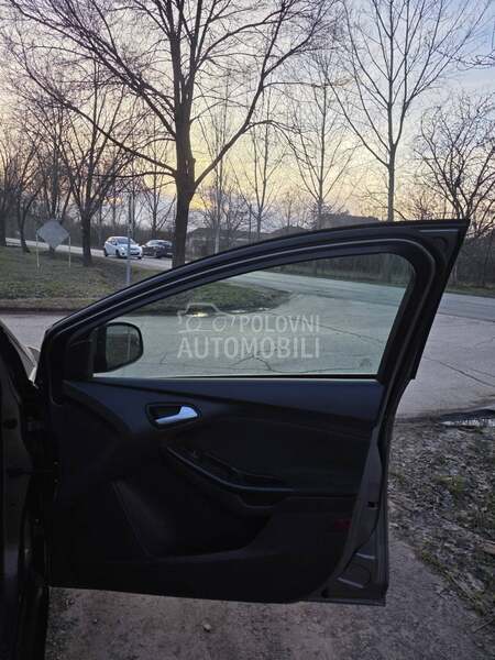 Ford Focus 1,6-SWIS.NOV