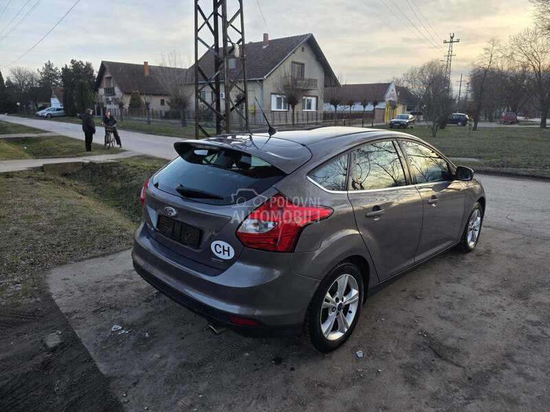 Ford Focus 1,6-SWIS.NOV