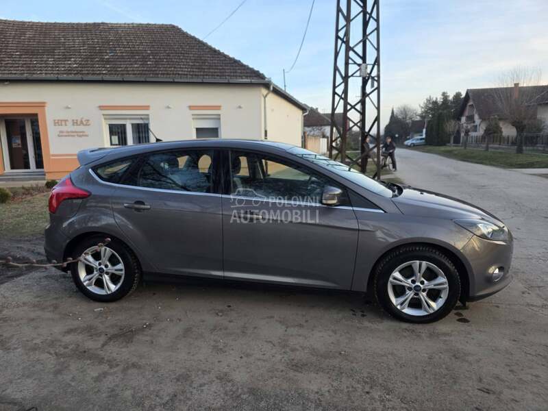 Ford Focus 1,6-SWIS.NOV